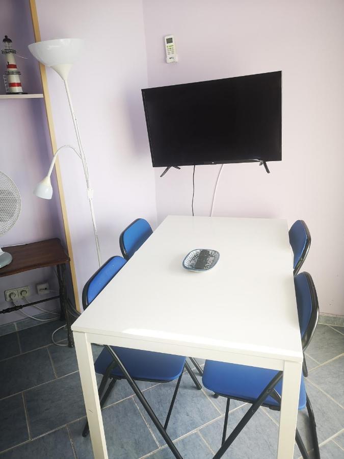 Coqueto Estudio Frente Al Mar. Appartement *